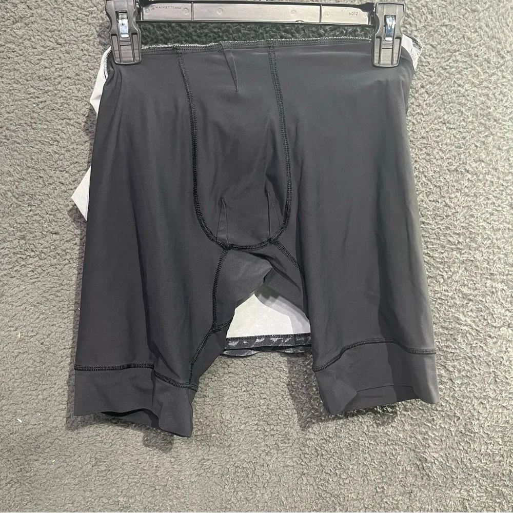 Lululemon Athletica Black and Gray‎ Athletic Shorts Size M